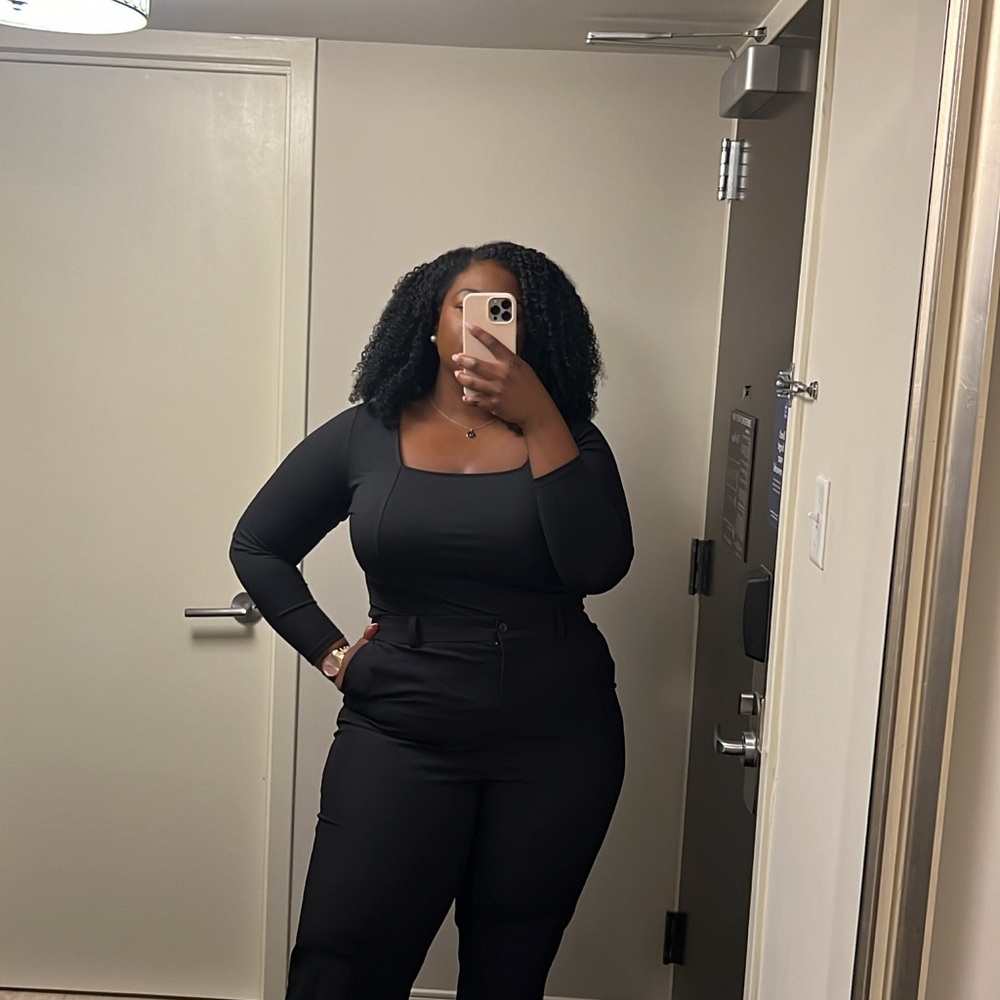 Ava & Viv Squareneck top - XXL